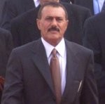 Almotamar Net - President Ali Abdullah Saleh returned to Sanaa on Tuesday after a successful 12-day tour took him to Japan, 
the UnitedStates and France in which a number of political, economical and securitytopics were tackled in order to reinforce 
Yemens relations with those countries