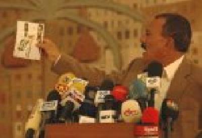 Almotamar Net - President Ali Abdullah Saleh disclosed Tuesday that security authorities discovered a prominent terrorist who intended to carry out acts of terror against American installations and the Movembic Hotel.

