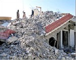 Almotamar Net - The Pakistani president has led a minutes silence to mark the first anniversary of an earthquake that killed about 80,000 people, using the ceremony to raise the Kashmir issue