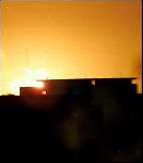 Almotamar Net - A fire at a US army base in Iraq set off a series of explosions by detonating tank and artillery shells, causing buildings miles away to shake.
The US military said there were no immediate reports of casualties after last night�s incident in southern Baghdad.
