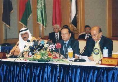 Almotamar Net - SANAA-The Gulf Cooperation Council (GCC) and Yemen foreign ministers meeting began in Sana�a this evening to discuss arrangements for the meeting of the donors conference scheduled in London on 15-16 of this month.