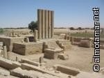 Almotamar Net - The Capital East Secretariat court is to try on Wednesday in its second sitting a Yemeni accused of trafficking antiquities and possession   of a rare piece of antiquity the sources said it is part of historical throne seat belonging to one of the kings of ancient Yemeni states in the governorate of Mareb.