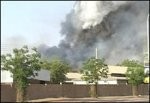 Almotamar Net - Thirteen Sudanese people were injured Sunday in the middle of the capital Khartoum as a result of successive explosions in a truck carrying large quantities of ammunition. Brigadier General Othman Mohammed al-Aghbash attributed the explosions to what he described as concussions inside the truck that was passing by the general headquarters of armed forces.