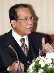 Almotamar Net - Secretary-General of the General Peoples Congress (GPC) Abdulqader Bajammal has Tuesday inaugurated in the governorate of Thamar the first stage of activating the GPC branches by attending a meeting by members of the local permanent committee of Thamar governorate. 

