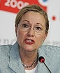 Almotamar Net - Government sources said Tuesday that European Union delegation headed by European External Relations Commissioner Benita Ferrero Waldner and director of Middle East and Arab Gulf Affairs would arrive in Sanaa next Saturday in a working visit during which there will be signing of the European Development Support Program decided to be offered to Yemen amounting to 78 million euros.