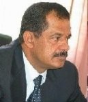 Almotamar Net - Yemen Prime Minister Dr Ali Mohammed Mujawar has called Sunday to develop administrative capabilities of ministries, institutions and national bodies leaderships so that the government will be able to implement its programme on scientific and programmed bases. 

