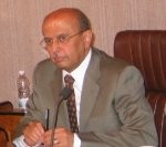 Almotamar Net - Yemens foreign minister Dr Abubakr Al-Qirbi revealed Friday that the Yemeni republic was still receiving less than 50% of what any other developing country receives from donor countries. 