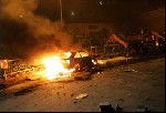 Almotamar Net - TEHRAN, June 27 (Reuters) - Angry Iranian motorists queued for gasoline for hours on Wednesday after the worlds fourth-largest oil exporter imposed fuel rationing, sparking chaotic scenes and the torching of at least two pump stations. 
One Iranian news agency, Fars, said 12 gasoline stations were set ablaze in Tehran after the governments announcement late on Tuesday, but only two could be independently confirmed. 
Some drivers had scuffled while waiting to fill up their tanks before the rationing started at midnight. Others openly criticised President Mahmoud Ahmadinejads government, which came to power vowing to share out Irans oil wealth more fairly. 
"We are swimming in oil and all they do is just put pressure on people," said taxi driver Hasan Mohammadi. 

