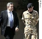 Almotamar Net - British Prime Minister Gordon Brown says about 1,000 British troops can soon leave Iraq. As VOAs Jim Randle reports, the Brtish leader visited Baghdad and Basra for talks with top Iraqi officials.