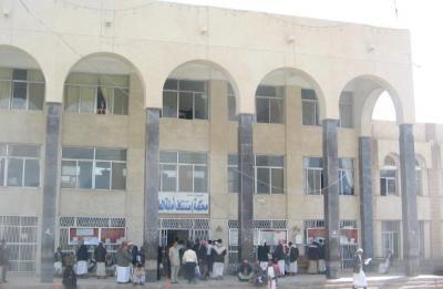 Almotamar Net - The Specialised Criminal Court in Yemen decided Monday to adjourn trial of the Second Sanaa Terrorist Cell until Tuesday to give opportunity to the prosecution to reply to defenses of the defenses of the defendants lawyers and display evidence caught with them. Fifteen defendants are under trial accused of forming armed gangs for murder, sabotage and targeting military installations and personalities in Yemen with explosives. 