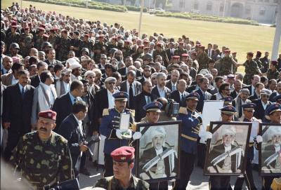 Almotamar Net - The Yemenis, government and people,   on Monday have participated in a grand funeral procession of the late Sheikh Abdullah Bin Hussein Al-Ahmar, 74, Speaker of the parliament and leader of the Islah party, who passed away on Saturday morning in the King Faisal Hospital, Riyadh, Saudi Arabia after a long suffering from a chronic disease.