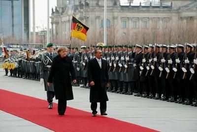 Almotamar Net - The German President Horst Koehler affirmed Thursday Germanys commitment to and keenness on supporting the march of development and democracy in Yemen, praising the relations between Yemen and Germany. 