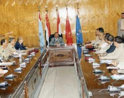 Almotamar Net - Security Higher Committee on Wednesday issued a call to all the citizens who had left their villages and houses in the Bani  Hushaish district to return to their safely to their places after the armed forces and security units have completed heir operations against the elements of terror and sabotage . The committee added that army and security forces have purged the area and liquidated all terrorist pockets. 