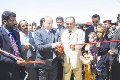 Almotamar Net - Vice President Abdu Rabu Manour Hadi paid Sunday inspection visit to Lahj governorate where he inspected ongoing works in developmental and service projects being carried out currently. 