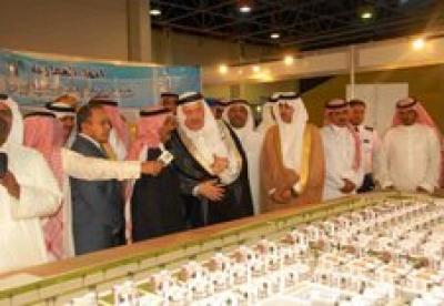 Almotamar Net - Two Yemeni real estate companies have participated in Jeddah International Fair for Real Estate, Funding and Housing that was opened Monday evening by Assistant governor of Jeddah for reconstruction and projects Eng. Ibrahim Kutubkhana. 

