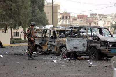 Almotamar Net - Security authorities in Yemen have begun investigating with a terrorist cell composed of seven persons from among 30 persons arrested during a storming operation carried out by police in a number of areas situated along the borders between Yemen and Saudi Arabia last week. 