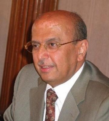 Almotamar Net - Foreign Minister Abu Bakr al-Qirbi has confirmed firmness of the Yemeni �Gulf relations, saying Yemen relations with all the Gulf Cooperation Council GCC states are proceeding from common interests. Al-Qirbi affirmed Yemen�s confidence in the GCC states monitoring movements of the elements that finance calls for secessionism and taking measures against them. He said the GCC states refuse any threat to security and stability of Yemen. 