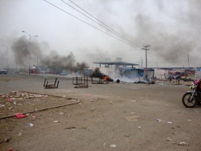 Almotamar Net - Number of victims of the riot acts in the city of Dhalie in Yemen on Wednesday rose to 8 injured persons from security men, among theme the guard of the Agricultural Bank. It was a result of attacks with stones on government establishments and public and private institutions committed by armed rioters from elements of the so-called the movement. 