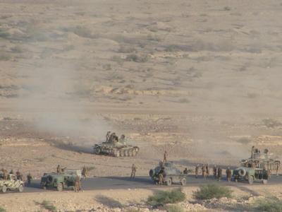 Almotamar Net - Military units in Al-Malahidh axis in Saada province , north Yemen have launched fierce attacks on positions and hideouts of terrorist elements in many areas and managed to complete clearing the areas of Biyoudh valley from the elements of terror and sabotage and controlling the heights overlooking Biyoudh valley . 