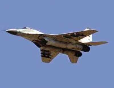 Almotamar Net - Aden, South Yemen-Local sources in Aden city I Yemen said Wednesday a training plane crashed at noon today over Saladin area of Braiqa district in an unpopulated area. Well-informed sources told almotamar.net that Air Force plane -39 was in a training duty.