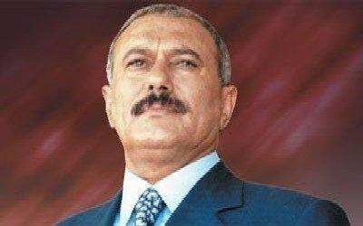 Almotamar Net - President Ali Abdullah Saleh paid a visit on Saturday to the 48 Hospital in Sanaa capital where he made sure about health condition of a student who was injured among other students of Zabid School in al-Dhali province in attack by elements of vandalism.