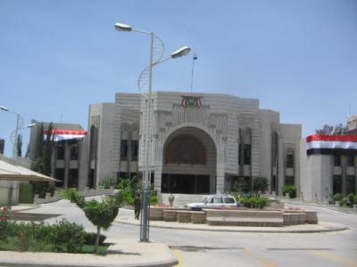 Almotamar Net - President Ali Abdullah Saleh said on Monday that the government in its meeting to be held in Sayon on Tuesday would discuss the main issues of the province, topped by the flood disaster and the reconstruction fund. 