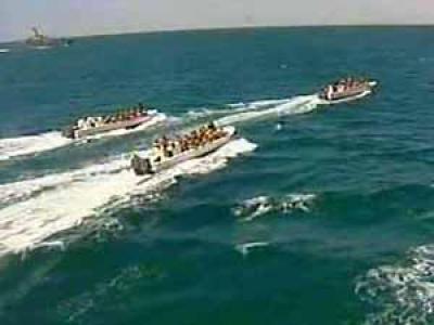 Almotamar Net - Yemeni Navy forces were able at 07:1o a.m., supported by Yemeni marines 1st brigade, to arrest an Iranian fishing ship to the south of Socotra Island. The ship entered the Yemeni regional waters in an illegal way without obtaining previous permission from the concerned authorities. 