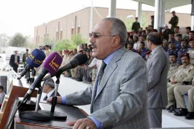 Almotamar Net - Sanaa- President Ali Abdullah Saleh said on Saturday that the opposition joint meeting parties (JMP) want to bring the country into a civil war."We refuse to be dragged into a civil war, which will not be in the interest of Yemen nor in the interest of the region", said President Saleh.