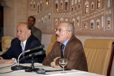 Almotamar Net - Sanaa-President Ali Abdullah Saleh has held Sunday a meeting with parliamentarians who came to congratulate him on the anniversaries of the Yemeni revolutions; the 49th anniversary of the 26 September Revolution and the 48th anniversary of the 14 October Revolution, the 44th anniversary of the Independence Day, and also on his return to the homeland after medical treatment in Saudi Arabia. 