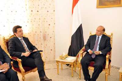 Almotamar Net - Vice President Abdo Rabbo Mansour Hadi met here on Wednesday with European Union (EU) delegations Head and ambassador to Yemen Michele Cervone dUrso.