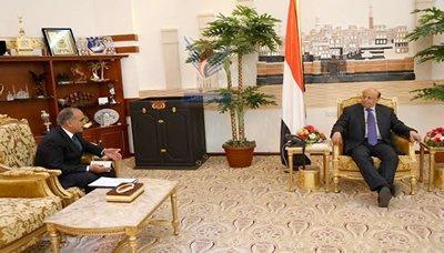Almotamar Net - President Abd Rabbo Mansour Hadi received on Wednesday the Jordanian ambassador to Yemen Suleiman al-Ghweiri.
