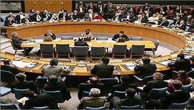 Almotamar Net -  The Security Council said on Friday that Al-Qaeda is still a major challenge to the peaceful transition stage in Yemen.

"The presence of al-Qaida in the Arabian Peninsula (AQAP) in Yemen remains a major challenge to the countrys peaceful transition," read a statement issued by the Security Council bodies with responsibilities relating to Yemen and counter-terrorism, which held joint consultations with the Charg daffaires of the Permanent Mission of Yemen to the UN Khaled al-Yamany and the Special Adviser to the Secretary-General on Yemen Jamal Benomar.

During their joint meeting, the Yemen Sanctions Committee (established pursuant to resolution 