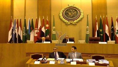 Almotamar Net - Arab Foreign Ministers have condemned political and security escalation in Sanaa, stressing their countries full commitment to maintain Yemens unity and sovereignty and rejection of any interference in its internal affairs.

In a statement issued on Sunday at the conclusion of the 142nd regular session of the Arab League Council, the Arab Foreign Ministers urged all Yemeni political forces, including Ansarallah, to abide by the initiative of the Presidential National Committee, which - as they said - is the proper and only solution to tackle the current crisis in Yemen, maintain its stability and security and complete the transition stage.

