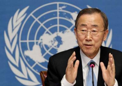 Almotamar Net - The UN secretary-general has said that two weeks of Saudi-led air strikes against Yemen, have turned an internal political crisis into a violent conflict that risks deep and long-lasting regional repercussions.
Ban Ki-moon on Thursday told reporters that he was urging all countries in the region to go beyond national priorities and help the Yemeni people, saying the last thing the region and our world need is more of the chaos and crimes we have seen in Libya and Syria.
