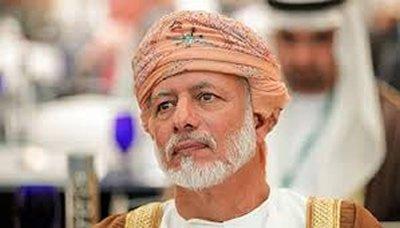 Almotamar Net - The Omani Minister of Foreign Affairs Yusuf bin Alawai has affirmed that his country will continue its diplomatic efforts in order to find out a peaceful solution for Yemen and Syria. 

In a statement to the Omani News Agency, bin Alawai said that the Sultanate of Oman exerts diplomatic efforts to bring about a peaceful solution for Syria and Yemen.
