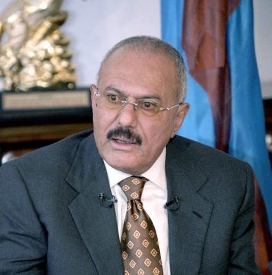 Almotamar Net - Former President, the President of the General Peoples Congress (GPC), Ali Abdullah Saleh, called on the Yemeni people to maintain steadfastness to strengthen national unity of home and unite the ranks, the word and the position to thwart the enemies plots and defeat them politically and militarily.

The GPC president in a speech to the nation 