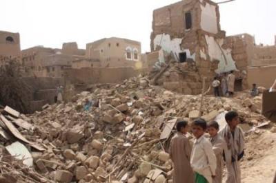 Almotamar Net - Three citizens were killed and four others wounded in two Saudi air strikes hit Majza district of Saada province, an official said on Tuesday.

The strikes hit a citizens car in al-Jamalah area in the district, the official added.
