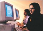 المؤتمر نت - مما لاشك فيه أن التحولات السياسية والاقتصادية والثقافية وكذا الاجتماعية التي مرت بها اليمن منذ ثورتي 26 سبتمبر62م و 14 أكتوبر 63م الى اعلان الوحدة اليمنية المباركة في 22 مايو1990 م  قد أسهمت كثيرآ في احداث الكثير من التغييرات في شتى مناحي الحياة للمجتمع اليمني بصفة عامة وللمرأة اليمنية بصفة خاصة حيث شملتها خطط التنمية لتعزيز مكانتها وتفعيل دورها في المجتمع وبشكل ...