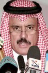 المؤتمر نت - قال الأمين العام لمجلس التعاون لدول الخليج العربية عبد الرحمن العطية أن  مؤتمر استكشاف الفرص الاستثمارية يعد أهم حدث اقتصادي ستشهده اليمن وإن الجانبين الخليجي واليمني يعولان على أن يخرج بنتائج تصب في تعزيز علاقات الشراكة الاقتصادية الخليجية اليمنية.وأكد العطية ان المؤتمر يعد فرصة كبيرة للدفع بعلاقات الشراكة الاقتصادية الخليجية اليمنية قدما باعتباره بوابة جديدة وقصة نجاح أخرى تضاف إلى قصة النجاح التي حققها مؤتمر المانحين .