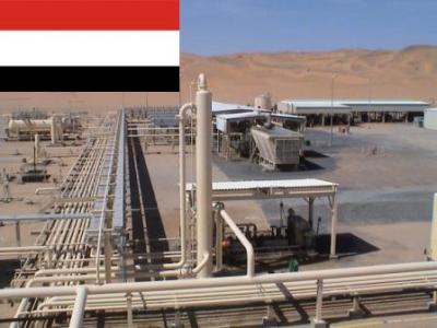 المؤتمر نت - أظهر تقرير مصرفي ارتفاع عائدات اليمن من صادرات النفط خلال شهري (يناير-فبراير) المنصرمين بنسبة 67%.وبحسب تقرير التطورات النقدية والمصرفية الصادر عن البنك المركزي-حصل المؤتمرنت-على نسخة منه ؛ فقد بلغت صادرات النفط خلال الشهرين (6.68)ملايين بقيمة (596) مليون دولار.