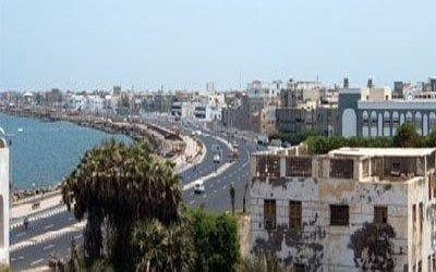 المؤتمر نت - حقق مكتب الثروة السمكية بمحافظة الحديدة(غرب اليمن) زيادة كبيرة في الإيرادات المحصلة من ميناء الصيد السمكي خلال شهر أكتوبر الجاري. وأوضح عـبـدالالــه مـكـي مدير عام المكتب أن إيرادات ميناء الصيد بمدينة الحديدة 