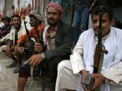 المؤتمر نت - أكد قادة الرأي والمشائخ والشخصيات الاعتبارية وقادة منظمات المجتمع المدني والناشطون الحقوقيون بمحافظة تعز دعمهم الكامل للجهود التي يبذلها محافظ المحافظة رئيس المجلس المحلي شوقي أحمد هائل