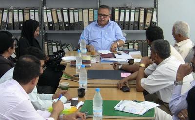 المؤتمر نت - ترأس الدكتور/عبدالعزيز صالح بن حبتور رئيس جامعة عدن اليوم اجتماعا لعدد من قيادات الجامعة والمكتبة المركزية للجامعة وذلك لبحث الإجراءات التنفيذية المتخذة لتنفيذ خطة الجامعة لتوثيق نشاطها الأكاديمي 