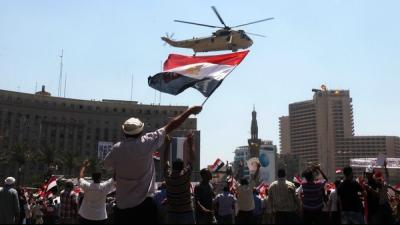 المؤتمر نت - حمّلت وزارة الداخلية المصرية حركة الإخوان المسلمين مسؤولية الاشتباكات الدامية التي حصلت أمس الجمعة في مصر، وأكدت تنسيقها مع الجيش لفض اعتصام الإخوان في رابعة العدوية.
