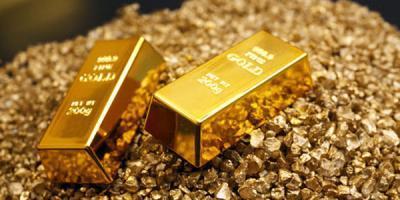الذهب يرتفع مع انحسار الطلب على الدولار 