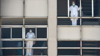 تحذير من عمليات "مجرمي كورونا": الوباء أخرج "أسوأ ما في الإنسانية"	 