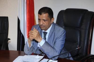 الأمين العام يعزي بوفاة المستشار محمد الشميري 	 