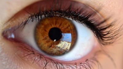 المؤتمر نت - كشفت دراسة جديدة أن التغييرات، التي تطرأ على شبكية العين قد تنذر بمرض الزهايمر وباركنسون