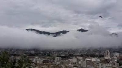 فلكي يمني يبشر: هذه المحافظات ستشهد أمطاراً غزيرة	 