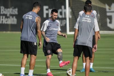 المؤتمر نت - هل عاد ميسي للملاعب بعد غياب بسبب الإصابة؟ 
